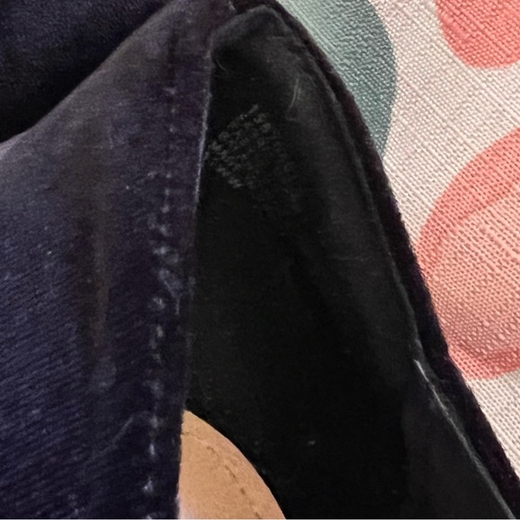 Torrid Velvet Pumps Size 11 Wide Black - Picture 11 of 11